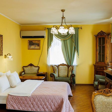 Квартира Антиквара У Центрі Полтави Мережа Alexapartments Документи Для Відряджень Безконтатне Заселення Цілодобово Poltava Eksteriør bilde