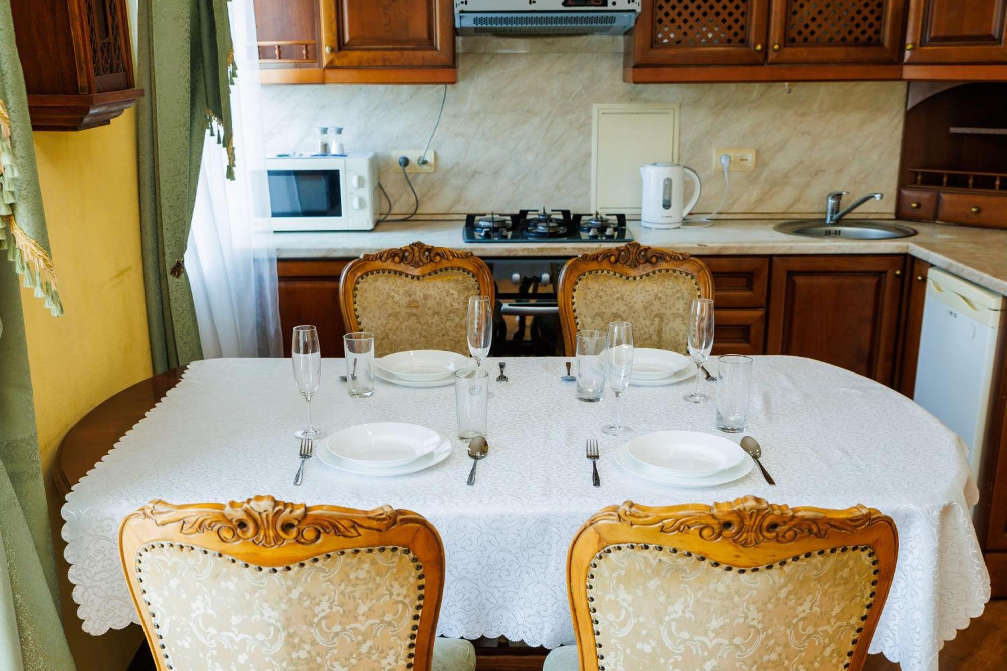 Квартира Антиквара У Центрі Полтави Мережа Alexapartments Документи Для Відряджень Безконтатне Заселення Цілодобово Poltava Eksteriør bilde