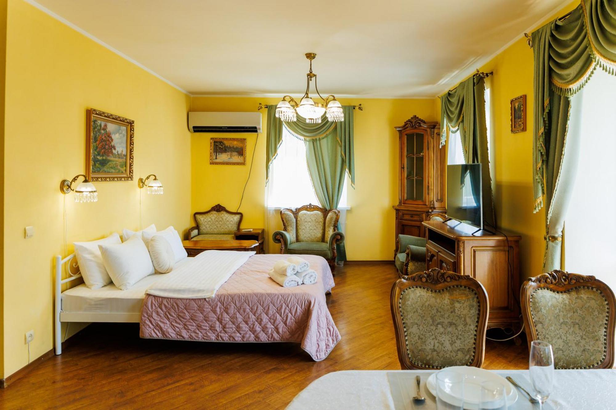 Квартира Антиквара У Центрі Полтави Мережа Alexapartments Документи Для Відряджень Безконтатне Заселення Цілодобово Poltava Eksteriør bilde